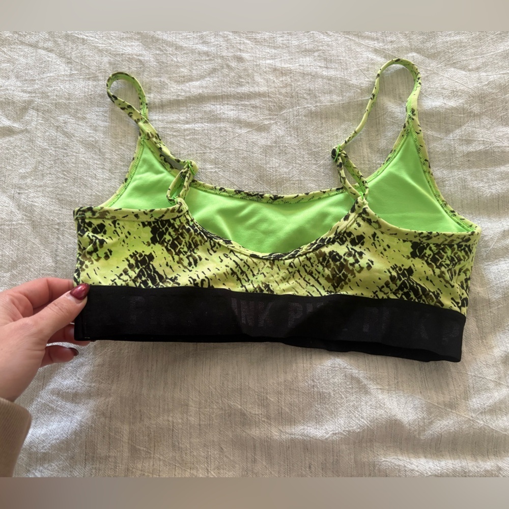 PINK Victoria's Secret Ultimate Sport Green and Black Snakeskin Sports Bra - Picture 3 of 5